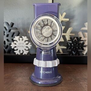 NWOT Kitchen HQ Standing Grater/Slicer